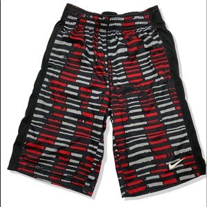 Boys Nike Gym shorts Youth Medium